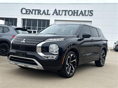 2024 Mitsubishi Outlander SE   - Photo 1 - Dallas, TX 75252