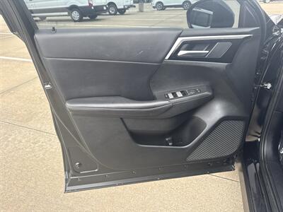 2024 Mitsubishi Outlander SE   - Photo 10 - Dallas, TX 75252