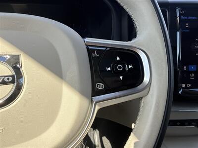 2023 Volvo XC60 B5 Plus Bright Theme   - Photo 27 - Dallas, TX 75252