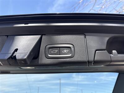 2023 Volvo XC60 B5 Plus Bright Theme   - Photo 17 - Dallas, TX 75252