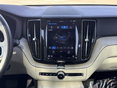 2023 Volvo XC60 B5 Plus Bright Theme   - Photo 28 - Dallas, TX 75252