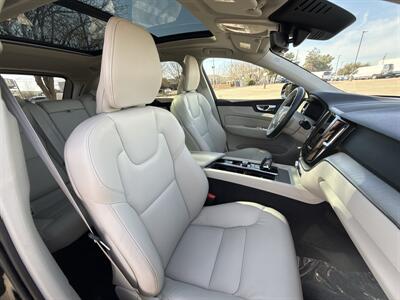 2023 Volvo XC60 B5 Plus Bright Theme   - Photo 41 - Dallas, TX 75252