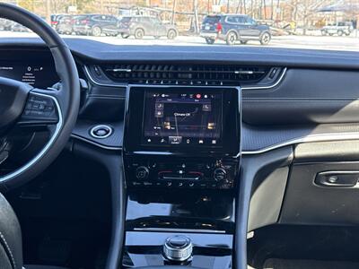 2024 Jeep Grand Cherokee L Laredo   - Photo 24 - Dallas, TX 75252