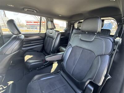 2024 Jeep Grand Cherokee L Laredo   - Photo 18 - Dallas, TX 75252