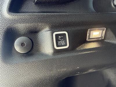 2024 Jeep Grand Cherokee L Laredo   - Photo 21 - Dallas, TX 75252