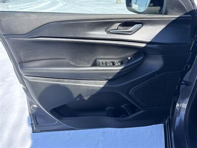 2024 Jeep Grand Cherokee L Laredo   - Photo 12 - Dallas, TX 75252