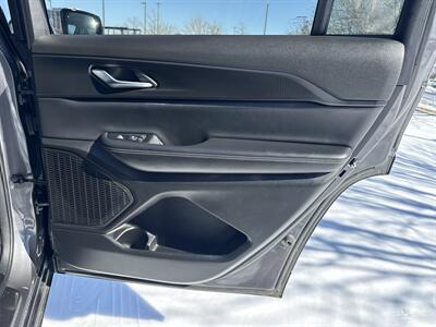 2024 Jeep Grand Cherokee L Laredo   - Photo 22 - Dallas, TX 75252