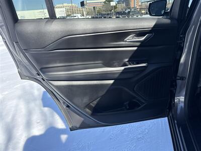 2024 Jeep Grand Cherokee L Laredo   - Photo 17 - Dallas, TX 75252