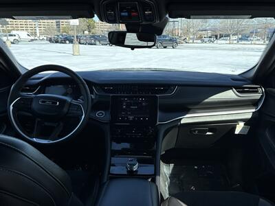 2024 Jeep Grand Cherokee L Laredo   - Photo 26 - Dallas, TX 75252