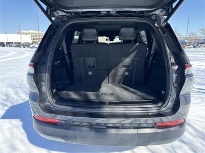 2024 Jeep Grand Cherokee L Laredo   - Photo 20 - Dallas, TX 75252