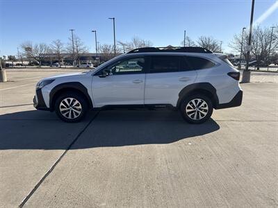 2023 Subaru Outback Premium   - Photo 4 - Dallas, TX 75252