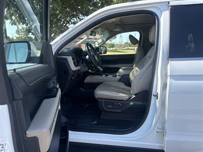 2024 Ford Expedition MAX Limited   - Photo 15 - Dallas, TX 75252