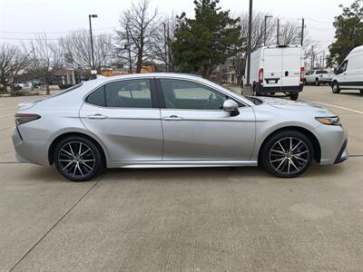 2023 Toyota Camry SE   - Photo 10 - Dallas, TX 75252