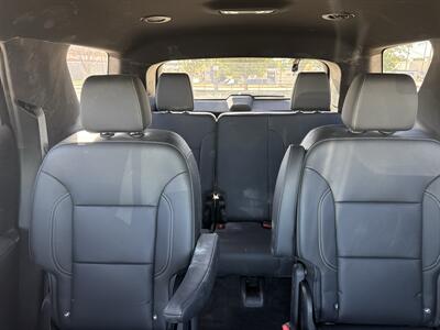 2023 Chevrolet Traverse LT Leather   - Photo 32 - Dallas, TX 75252