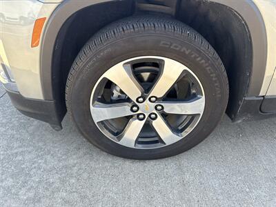 2023 Chevrolet Traverse LT Leather   - Photo 33 - Dallas, TX 75252