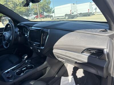 2023 Chevrolet Traverse LT Leather   - Photo 21 - Dallas, TX 75252