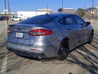 2020 Ford Fusion SE   - Photo 7 - Dallas, TX 75252