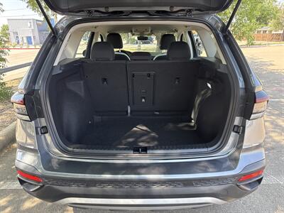 2025 Volkswagen Taos S   - Photo 15 - Dallas, TX 75252
