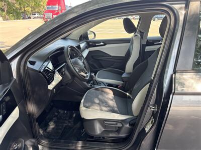 2025 Volkswagen Taos S   - Photo 16 - Dallas, TX 75252