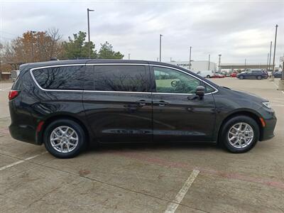 2023 Chrysler Pacifica Touring L   - Photo 8 - Dallas, TX 75252