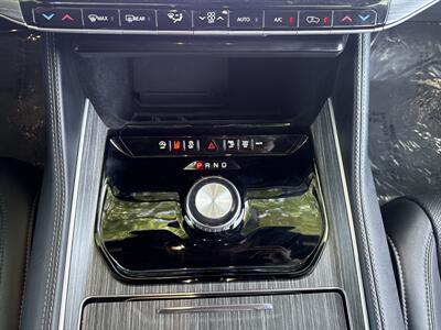 2024 Jeep Wagoneer L Series II   - Photo 34 - Dallas, TX 75252