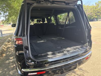 2024 Jeep Wagoneer L Series II   - Photo 18 - Dallas, TX 75252