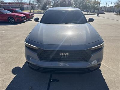 2025 Honda Accord SE   - Photo 2 - Dallas, TX 75252