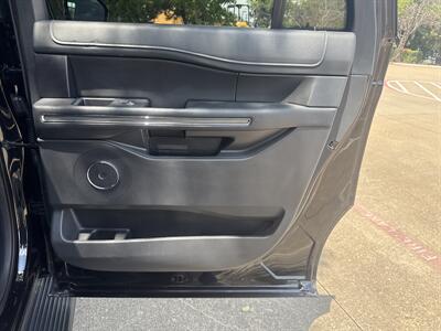 2024 Ford Expedition MAX XLT   - Photo 13 - Dallas, TX 75252