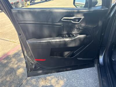 2024 Kia Sportage EX   - Photo 12 - Dallas, TX 75252
