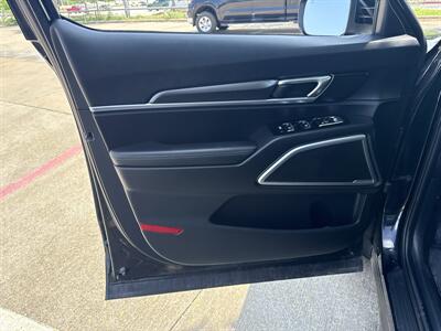 2025 Kia Telluride S - Photo 10 - Dallas, TX 75252