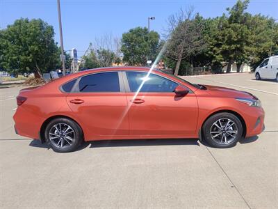 2022 Kia Forte LXS   - Photo 8 - Dallas, TX 75252