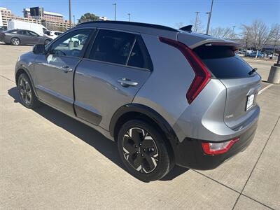 2024 Kia Niro EV Wind   - Photo 5 - Dallas, TX 75252