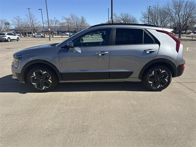 2024 Kia Niro EV Wind   - Photo 4 - Dallas, TX 75252