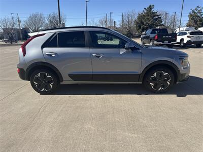 2024 Kia Niro EV Wind   - Photo 8 - Dallas, TX 75252
