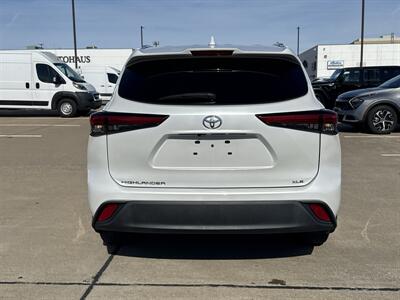 2023 Toyota Highlander L   - Photo 6 - Dallas, TX 75252