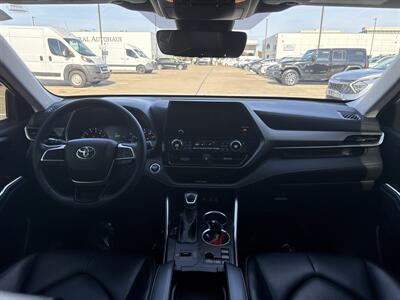2023 Toyota Highlander L   - Photo 23 - Dallas, TX 75252