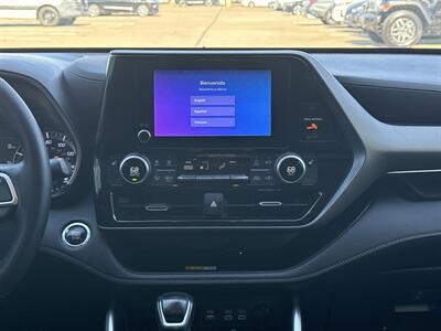 2023 Toyota Highlander L   - Photo 30 - Dallas, TX 75252