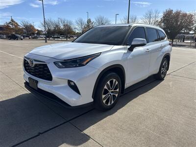 2023 Toyota Highlander L   - Photo 3 - Dallas, TX 75252