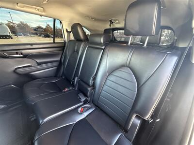 2023 Toyota Highlander L   - Photo 38 - Dallas, TX 75252