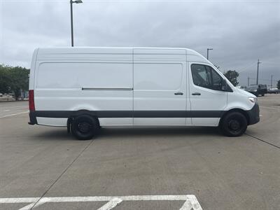 2024 Mercedes-Benz Sprinter 2500   - Photo 8 - Dallas, TX 75252