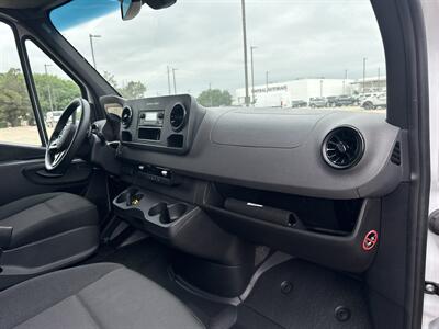 2024 Mercedes-Benz Sprinter 2500   - Photo 19 - Dallas, TX 75252