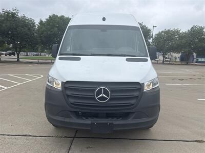 2024 Mercedes-Benz Sprinter 2500   - Photo 2 - Dallas, TX 75252