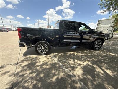 2022 Chevrolet Silverado 1500 Limited LT - Photo 8 - Dallas, TX 75252