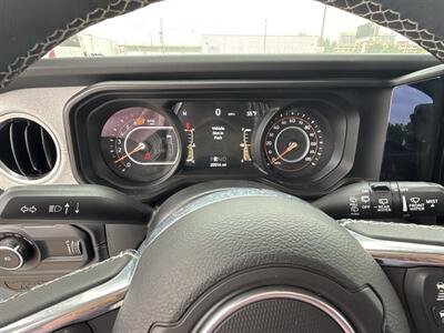 2025 Jeep Wrangler  Sahara - Photo 23 - Dallas, TX 75252