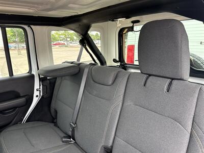 2025 Jeep Wrangler  Sahara - Photo 30 - Dallas, TX 75252