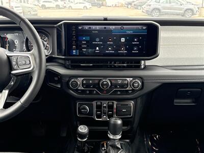 2025 Jeep Wrangler  Sahara - Photo 19 - Dallas, TX 75252