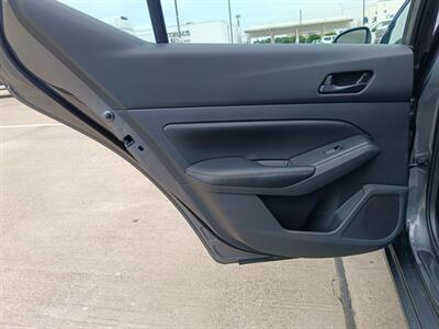 2025 Nissan Altima 2.5 SV   - Photo 12 - Dallas, TX 75252