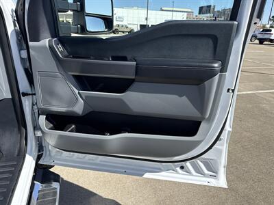 2025 Ford F-250 Super Duty XL   - Photo 12 - Dallas, TX 75252