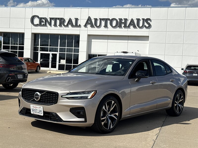 2025 Volvo S60