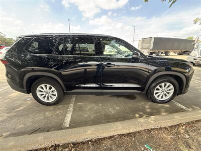2025 Toyota Grand Highlander LE   - Photo 8 - Dallas, TX 75252